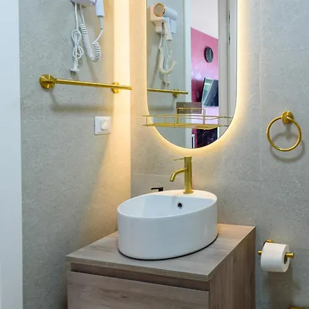 Serenity - Vogh Building Apartamento Olimp