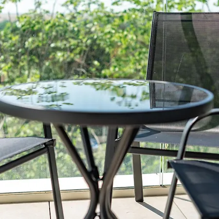 Serenity - Vogh Building オリンプ