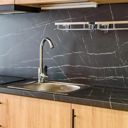 Serenity - Vogh Building アパート オリンプ